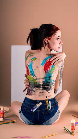 model: Kristen Sosa