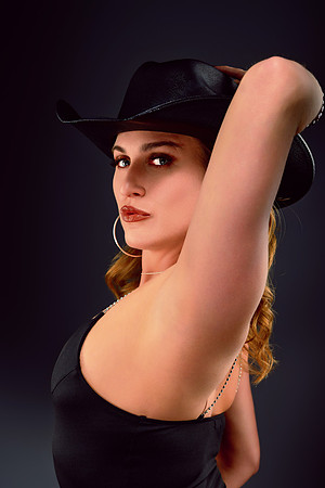 model: Diana Hale